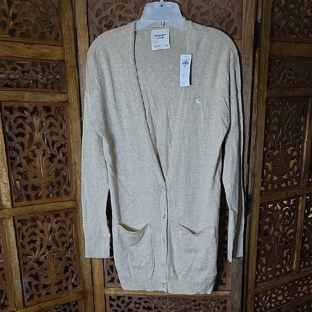 Abercrombie & Fitch Women's Light Beige Button-Front Cardigan